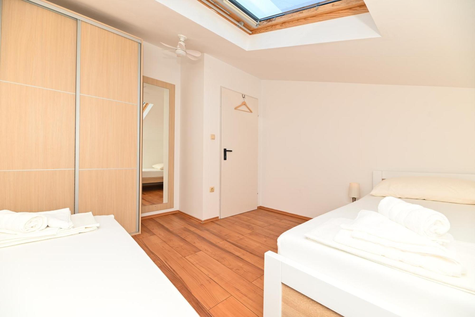 Apartments Bluesky Trogir Extérieur photo