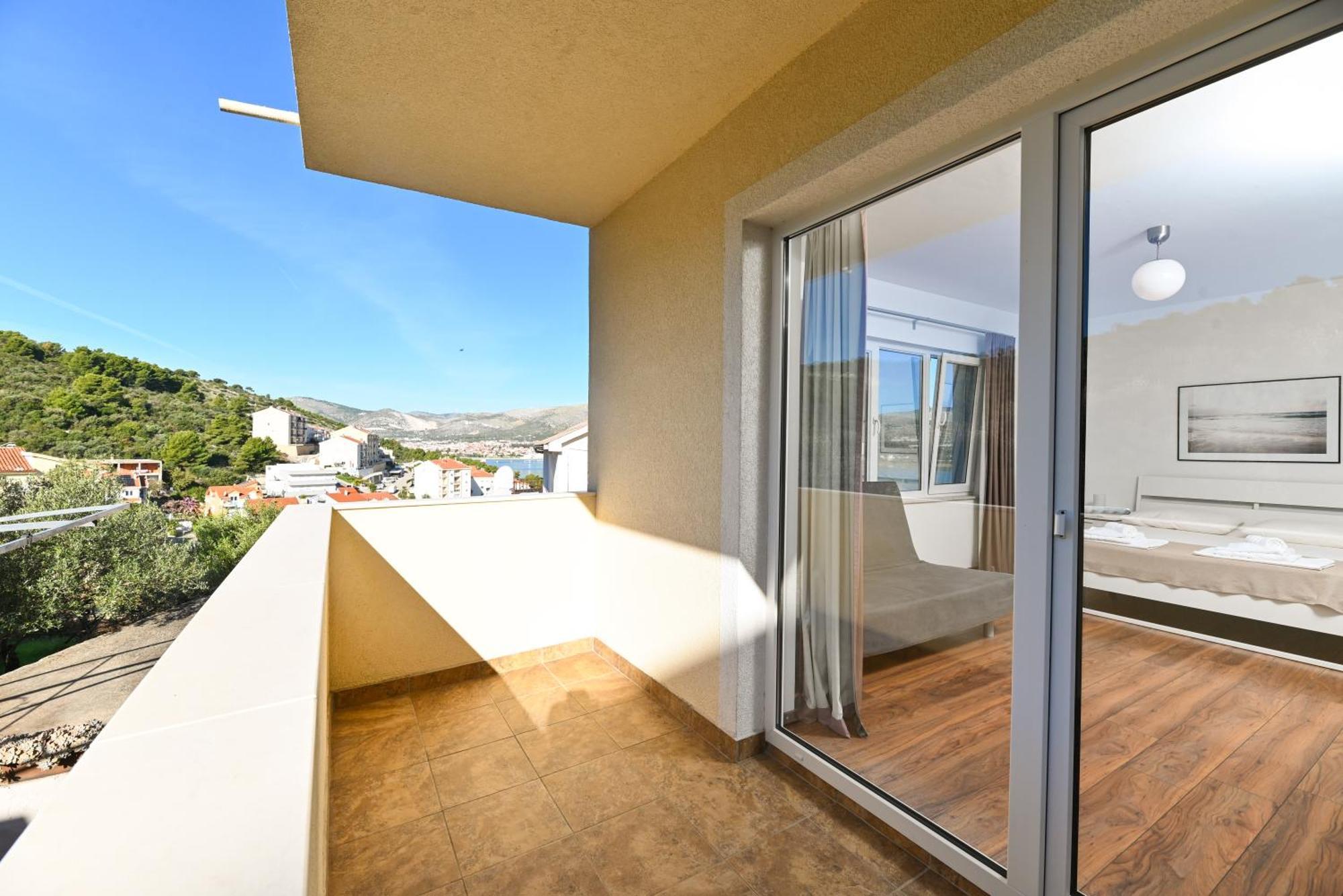 Apartments Bluesky Trogir Extérieur photo