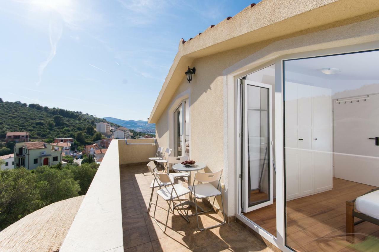 Apartments Bluesky Trogir Extérieur photo