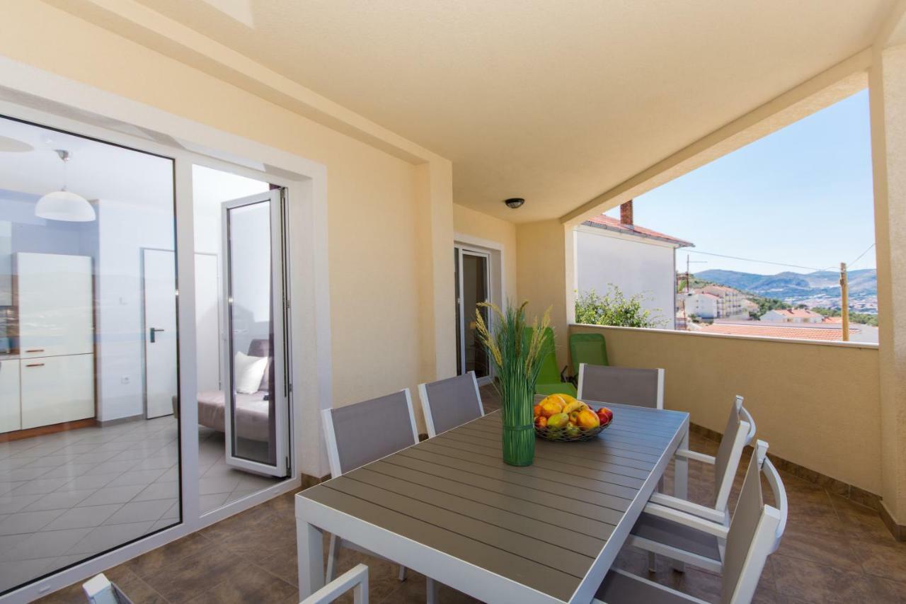 Apartments Bluesky Trogir Extérieur photo