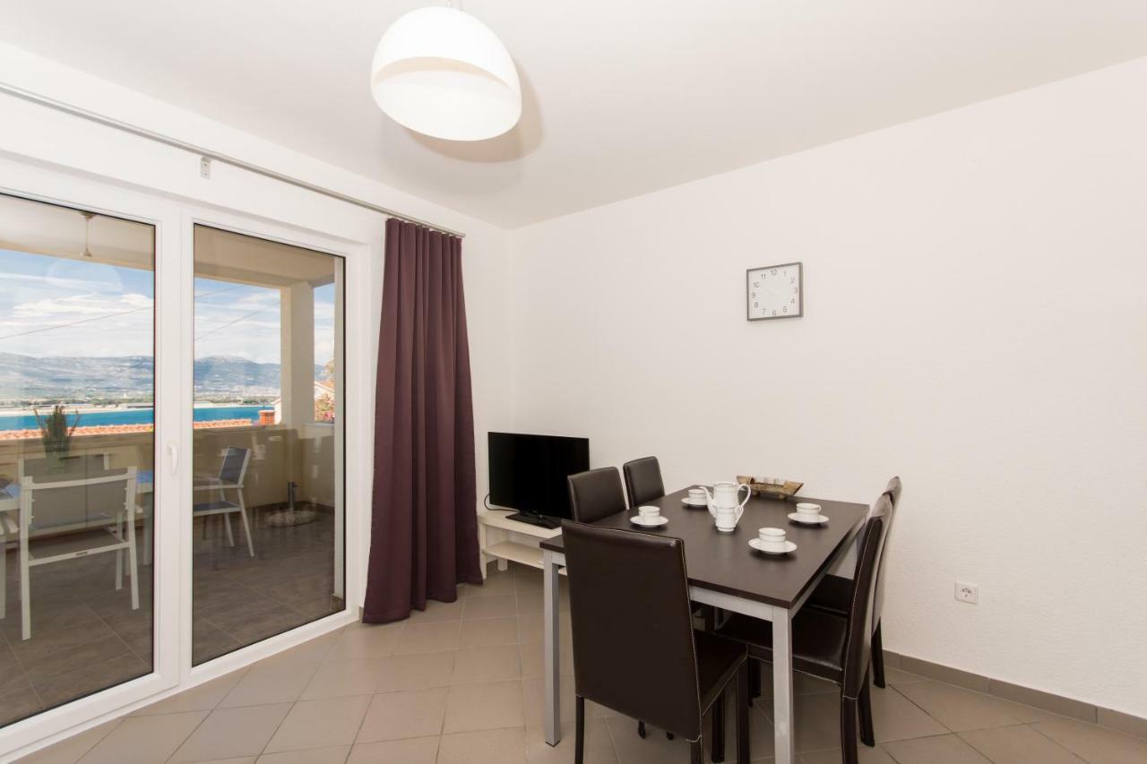 Apartments Bluesky Trogir Extérieur photo